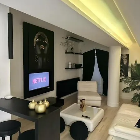 White Apartman Szkopje