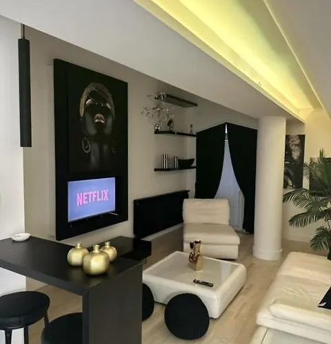 White Apartment Skopje